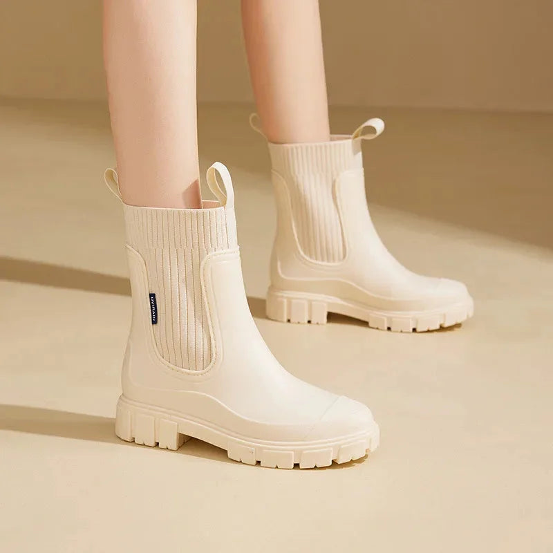 Women's ankle boots with ribbed knit shaft