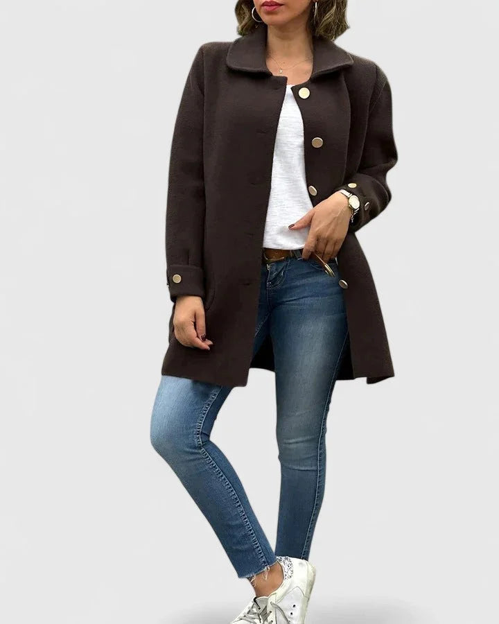 Women's button-front collared wool coat with large patch pockets