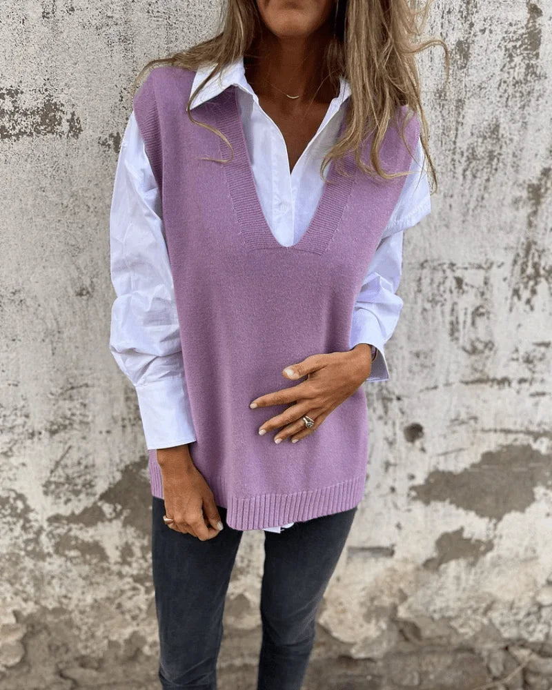 Women's knit v-neck sweater with ribbed hem