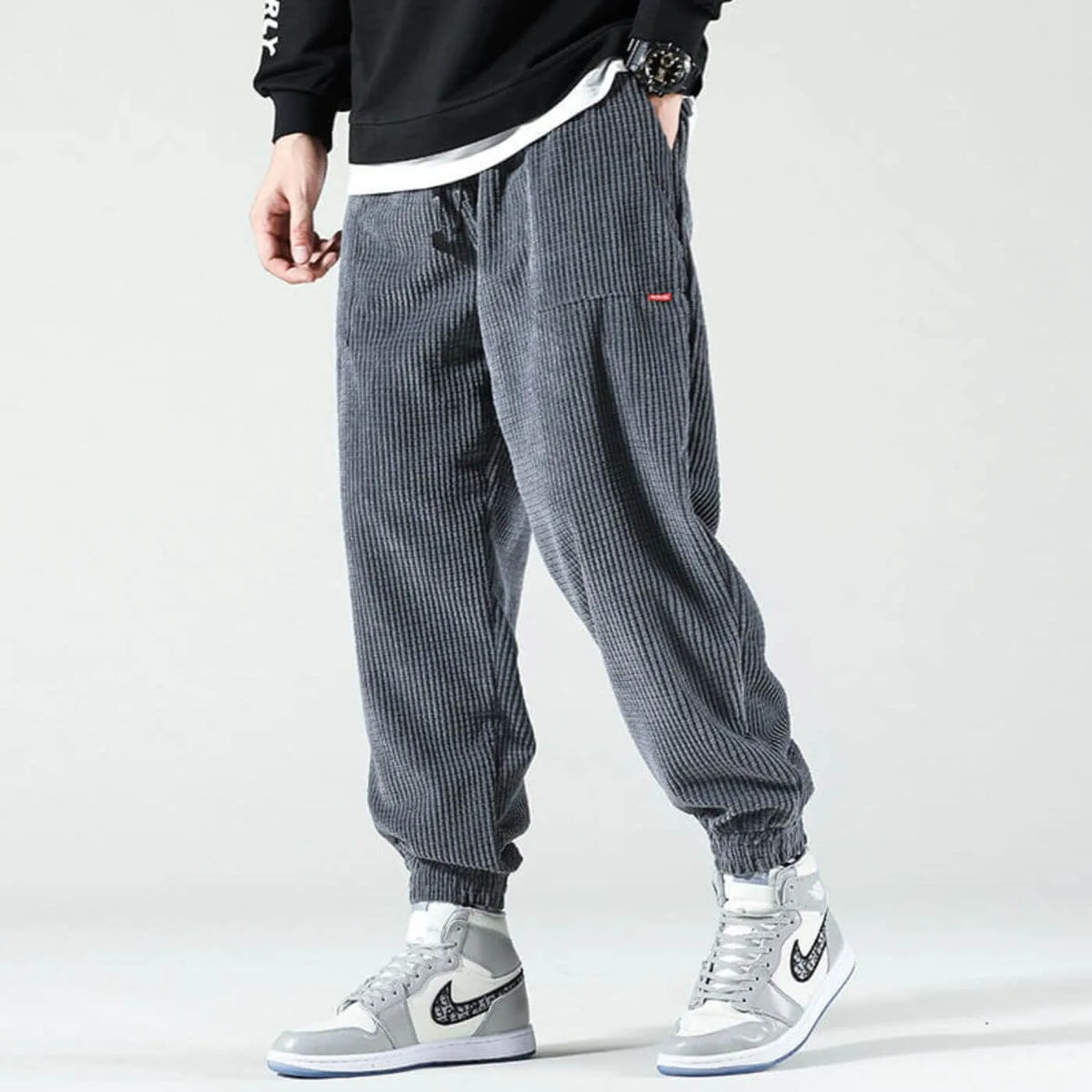 Women's corduroy drawstring pants with elasticated cuffs