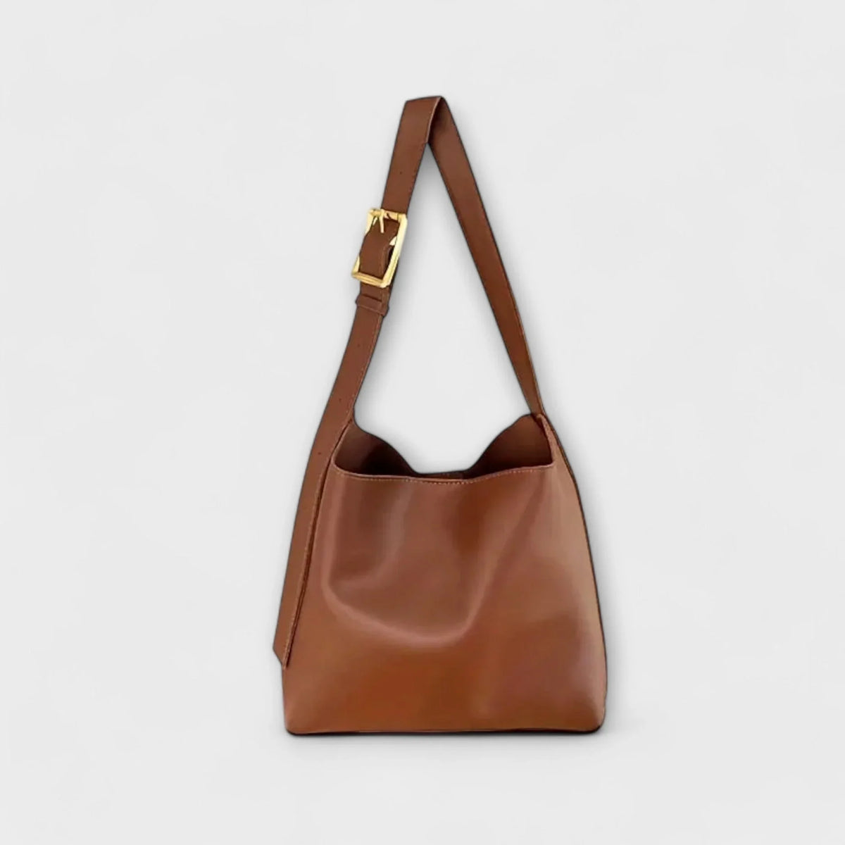 Elegant leather shoulder bag