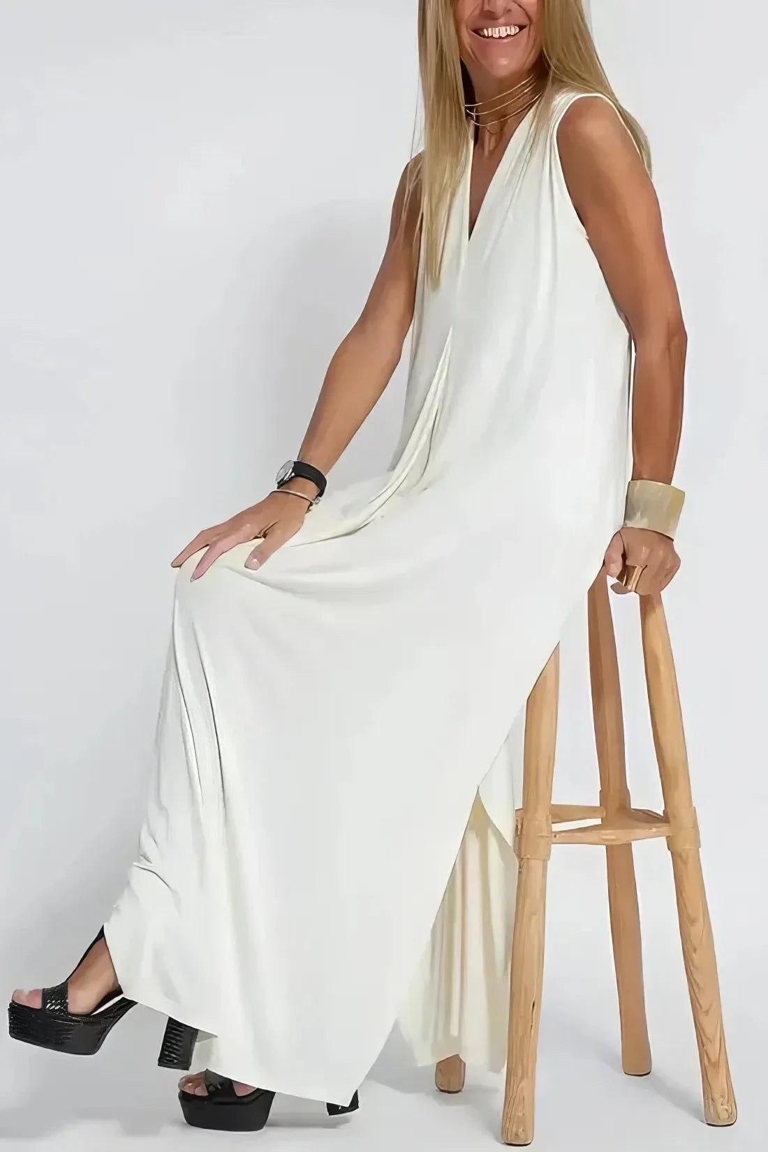 Elegant Long Dress with Coordinated Cardigan