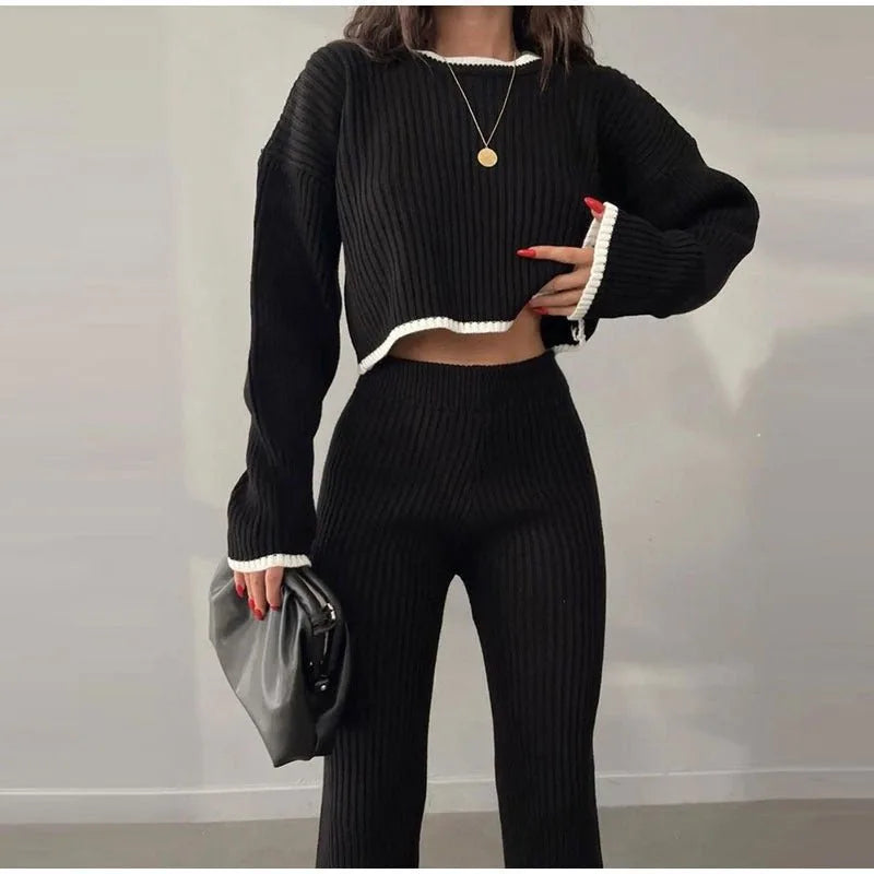 Knitted Two-Piece Set – Stylish & Comfortable