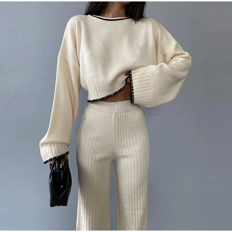 Knitted Two-Piece Set – Stylish & Comfortable