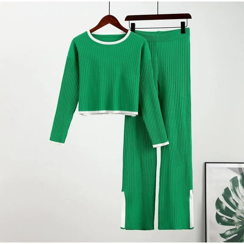 Knitted Two-Piece Set – Stylish & Comfortable