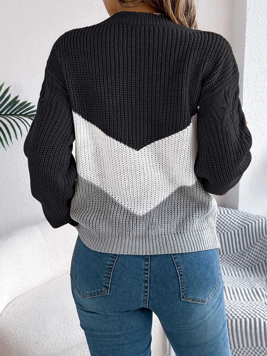 Women's colorblock crew neck cable knit sweater