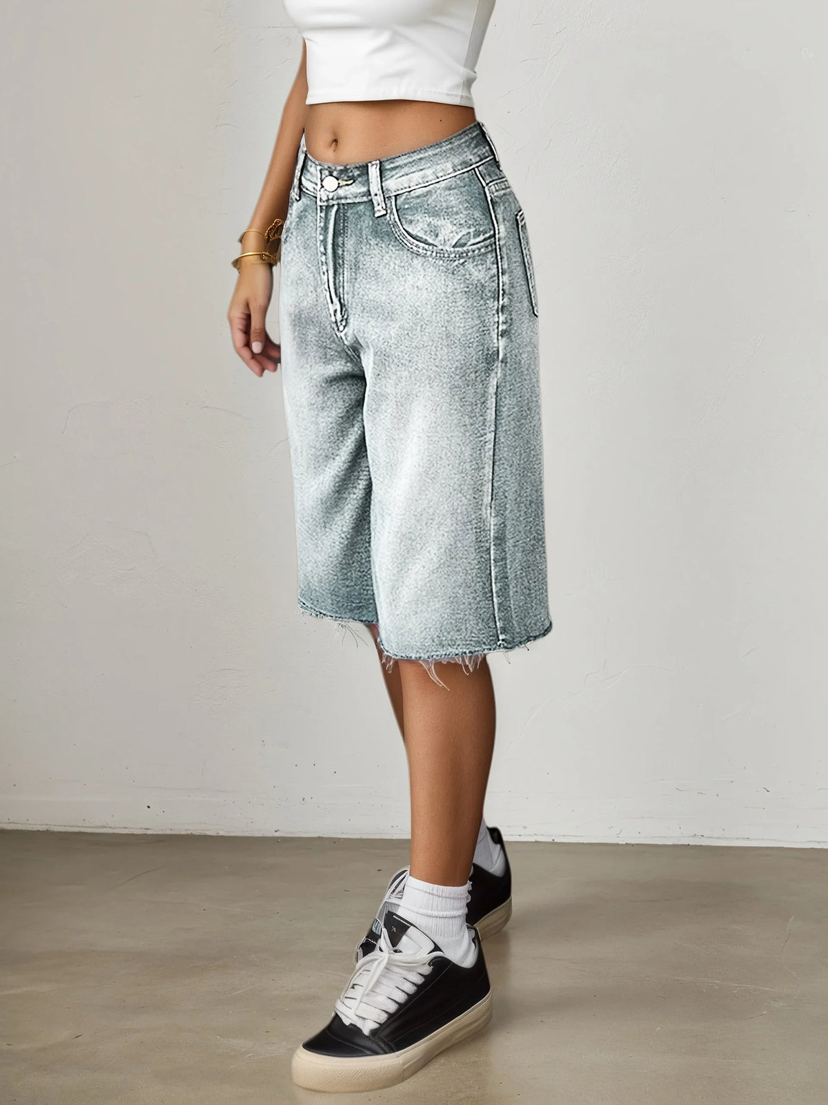 Evie | Women's Baggy Denim Wide Leg Shorts with High Waist and Raw Hem