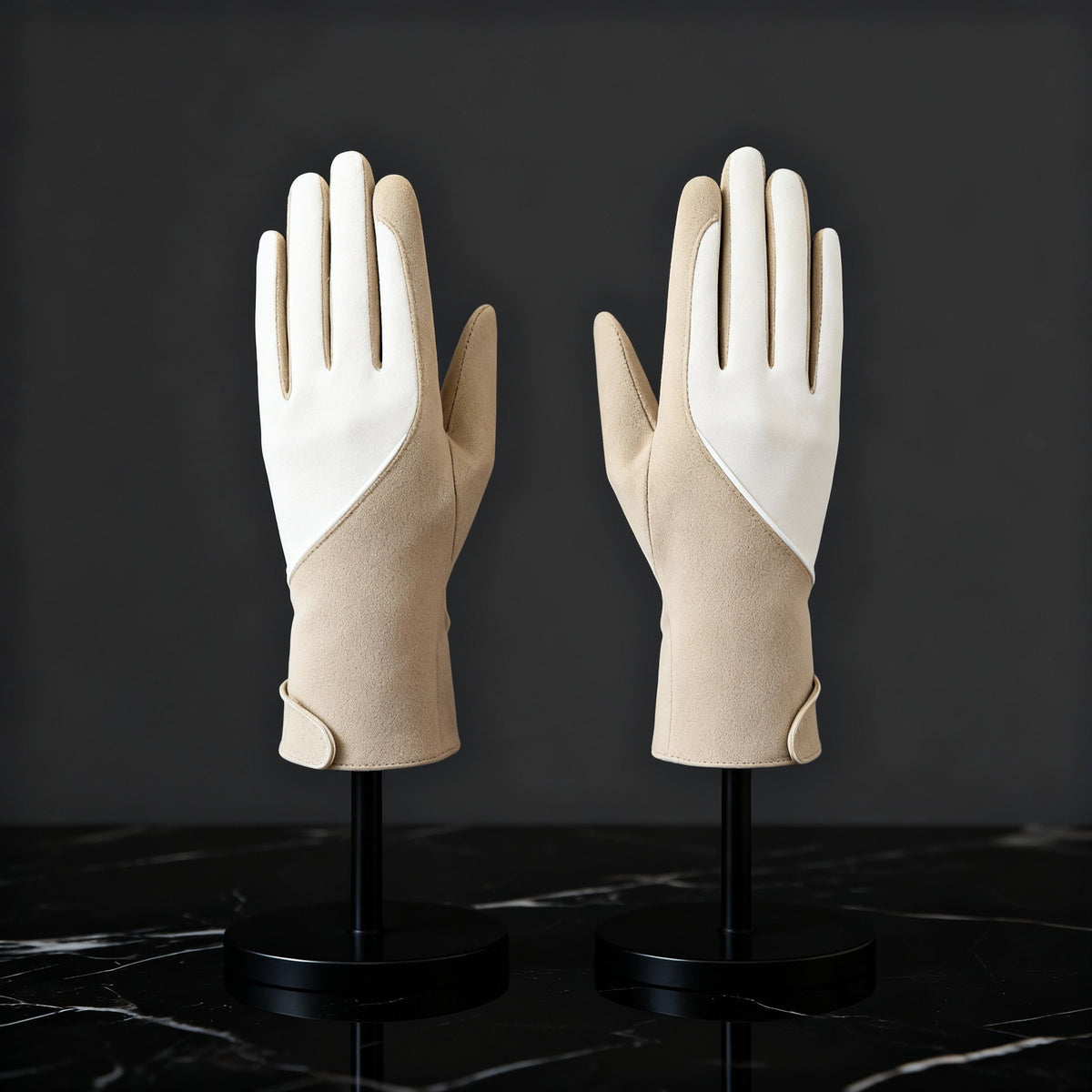 Marilyn | Women's Warm Two-Tone Winter Gloves