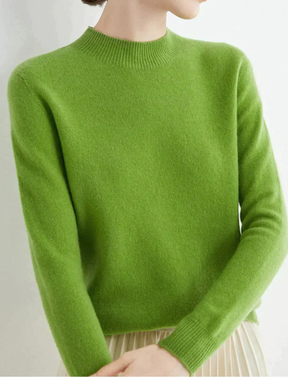 Gwendoline | Women's Ribbed Mock Neck Cashmere Knit Sweater with Ribbed Cuffs