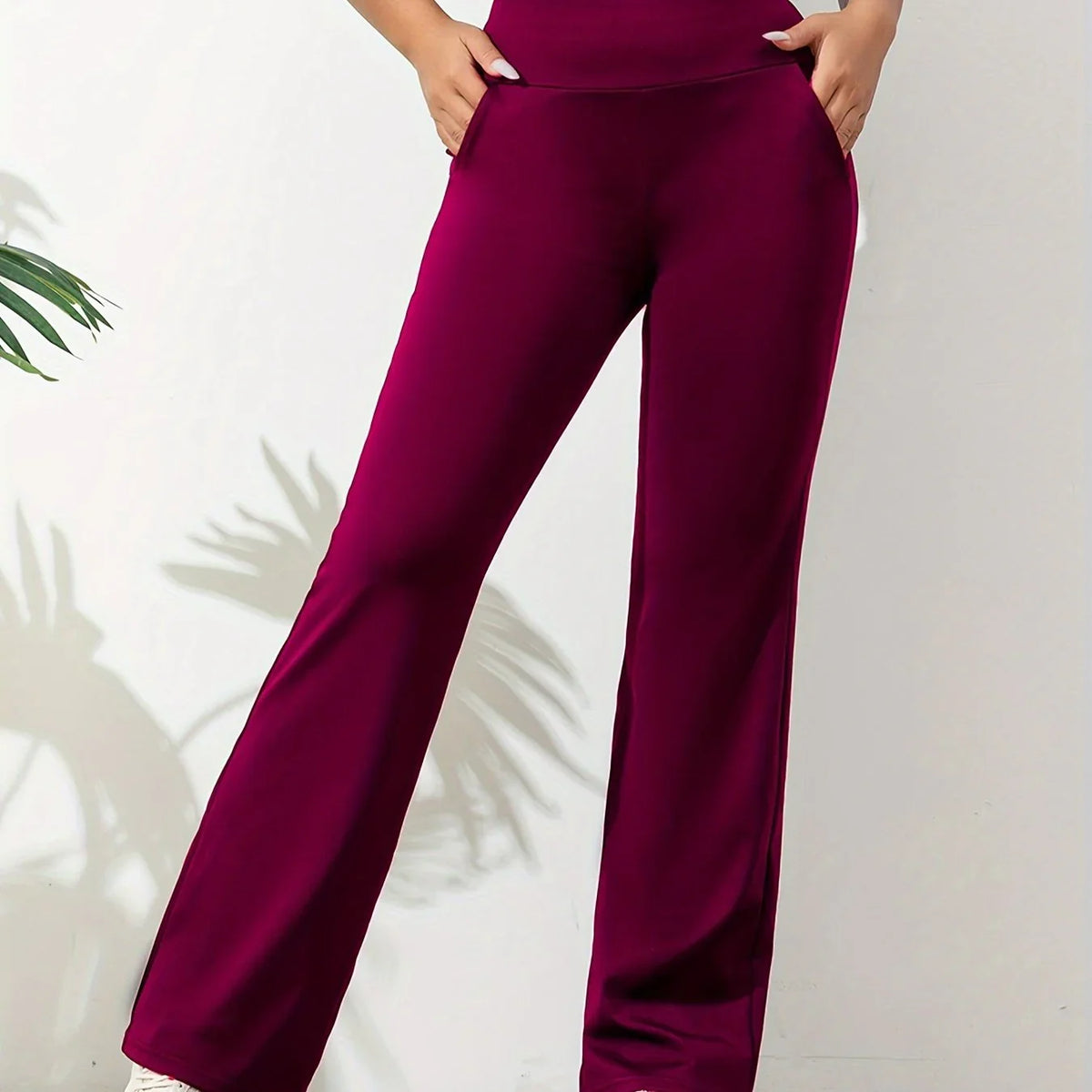 Helena | Women's Running Flare Legging Pants with Elastic Waist and Side Pockets