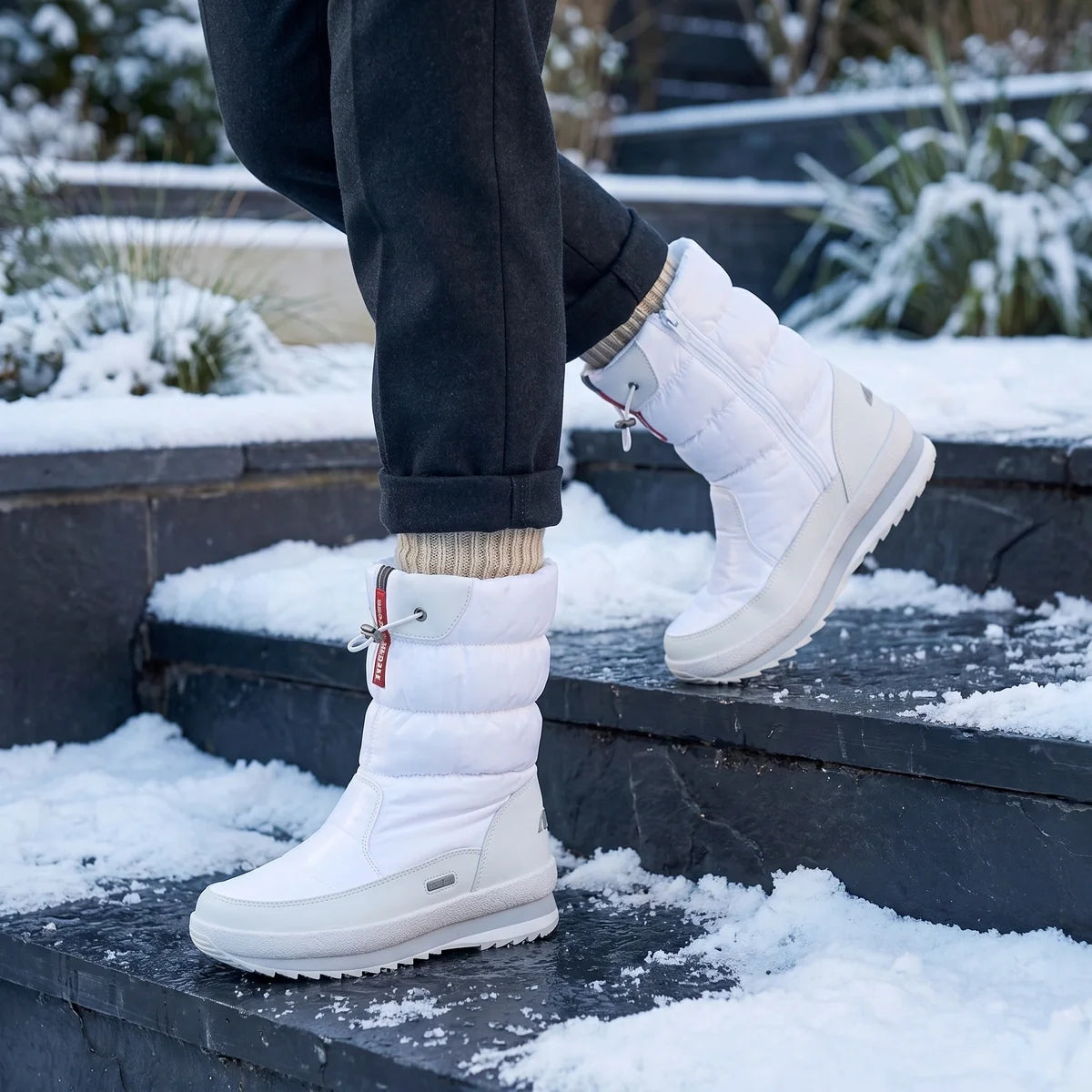 Hesper Waterproof Velvet Lined Puffer Snow Boots