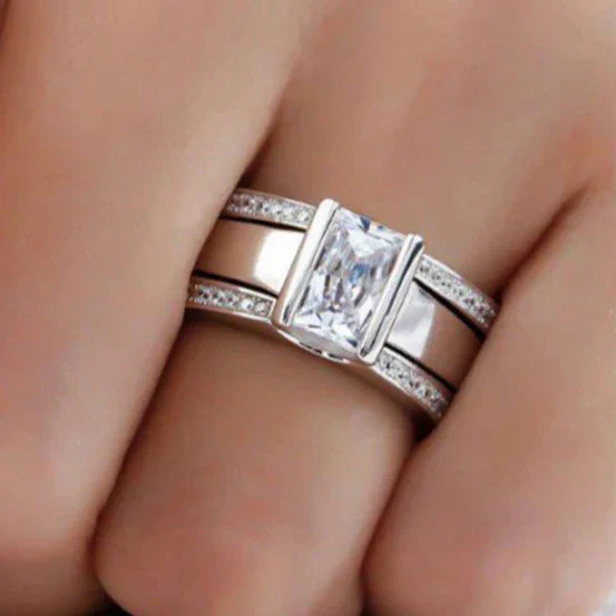 Antique Inlaid Glass Ring in White Gold for Women