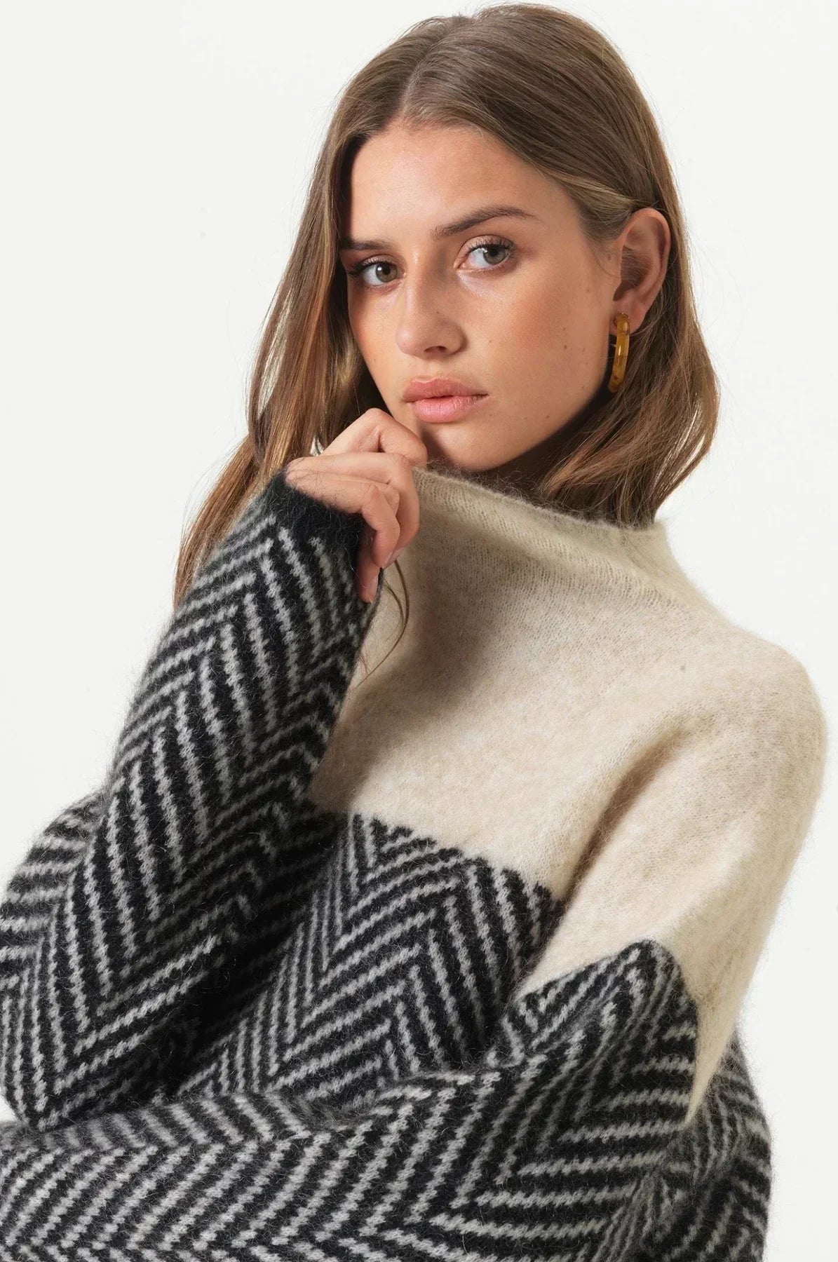 HARTLEY - CHIC HARBOR TURTLENECK SWEATER
