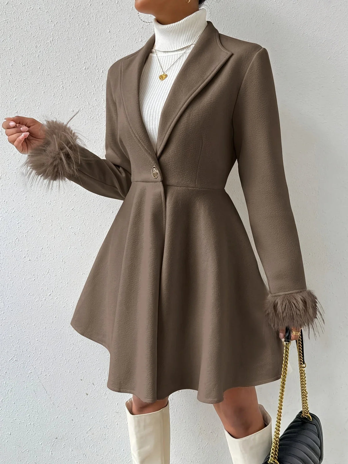 Isobel | A-Line Fur Coat with Notch Lapels and Single-Button Closure