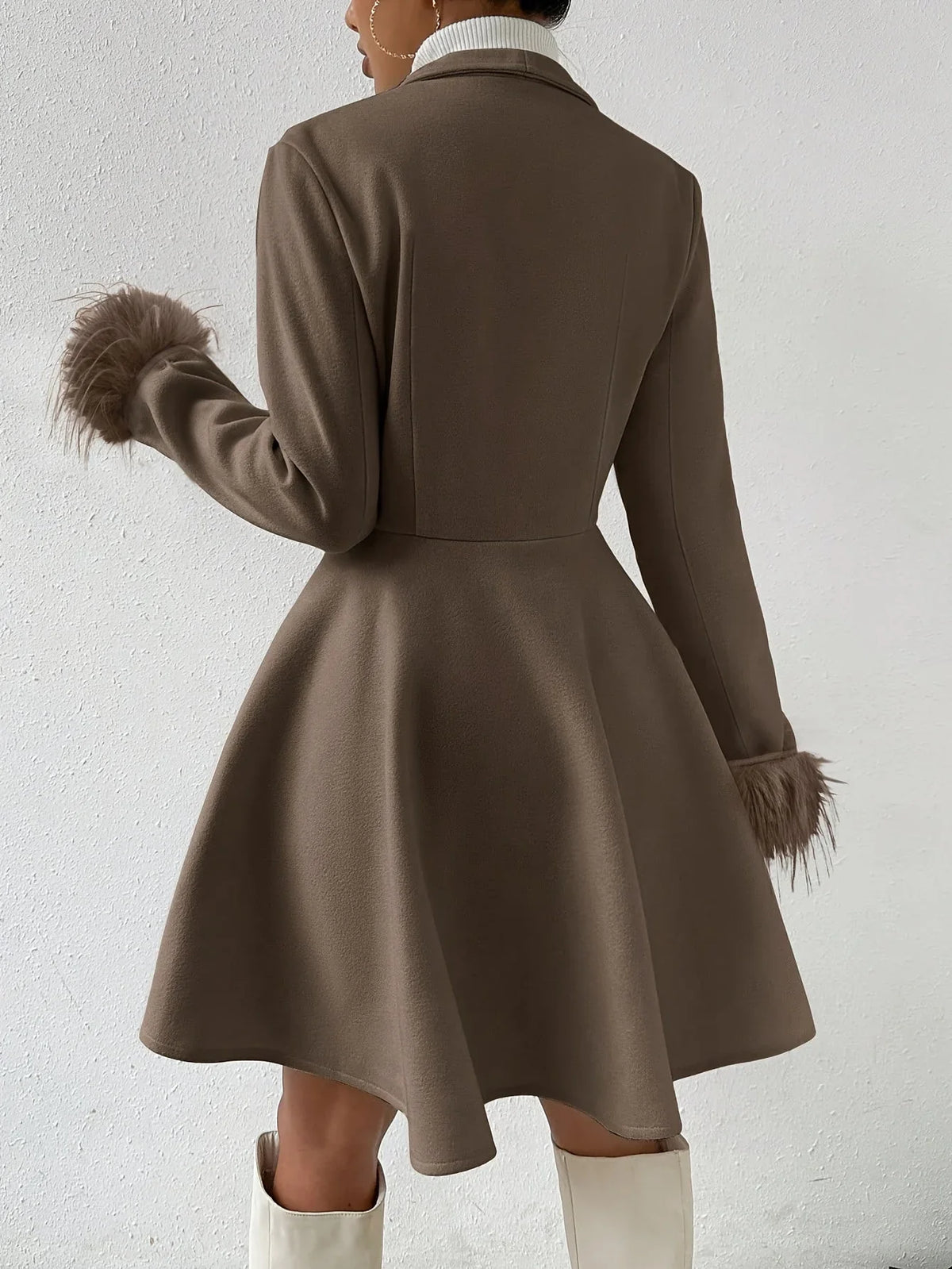 Isobel | A-Line Fur Coat with Notch Lapels and Single-Button Closure