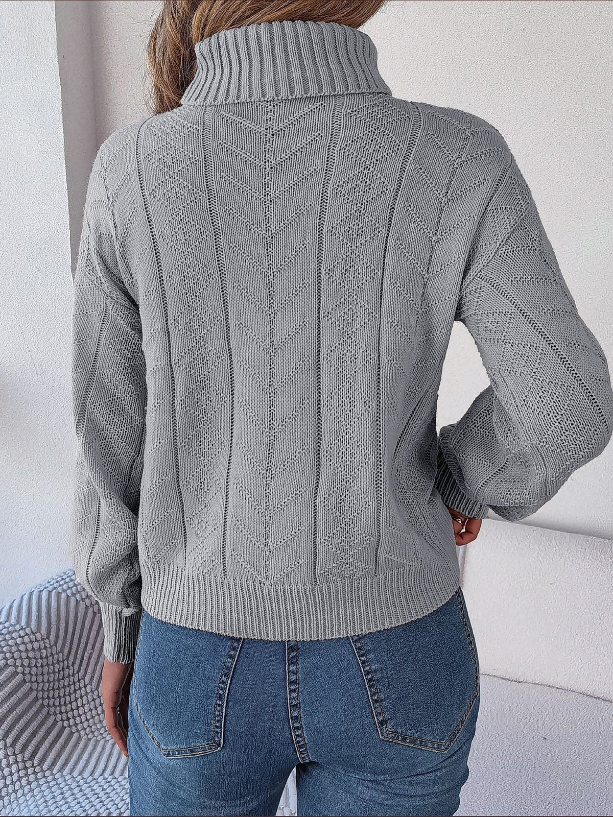 Junia | Cable Knit Turtleneck Sweater with Long Sleeves for Women