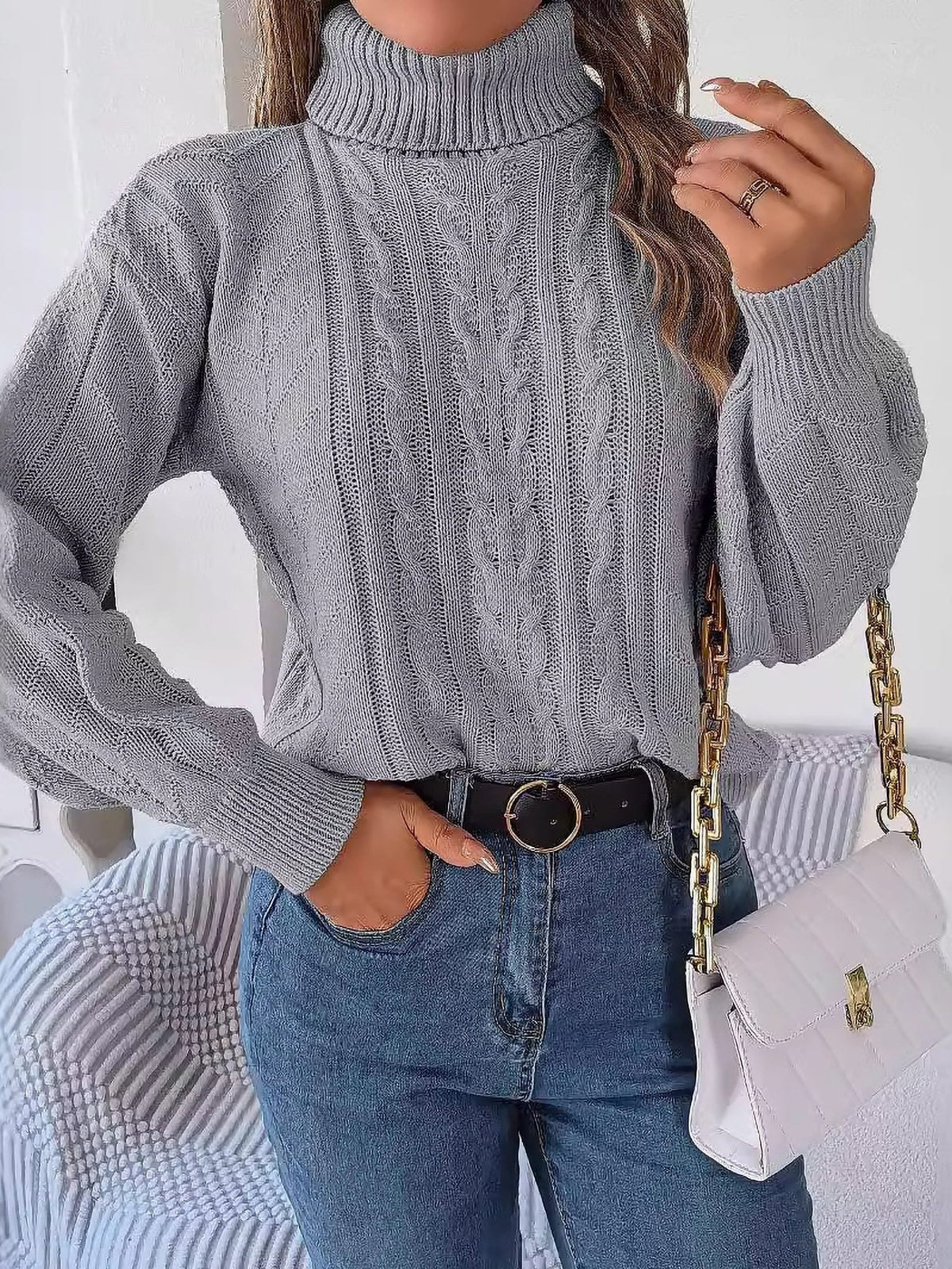 Junia | Cable Knit Turtleneck Sweater with Long Sleeves for Women