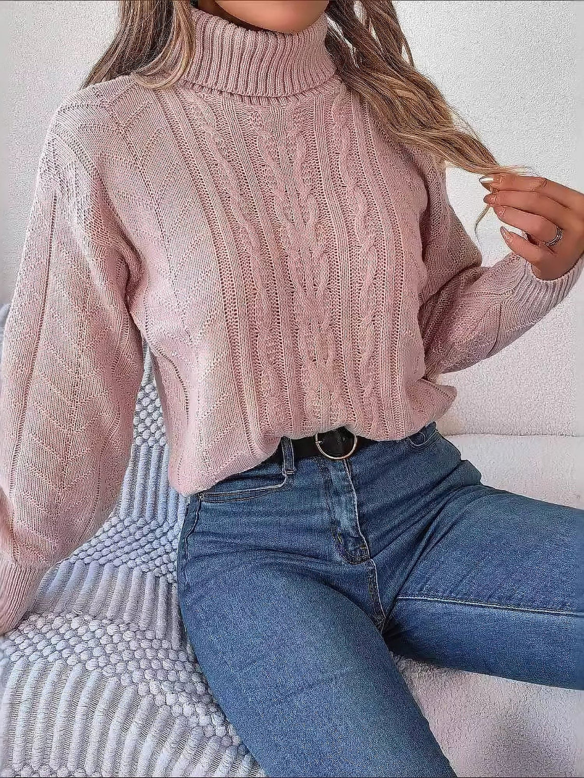 Junia | Cable Knit Turtleneck Sweater with Long Sleeves for Women