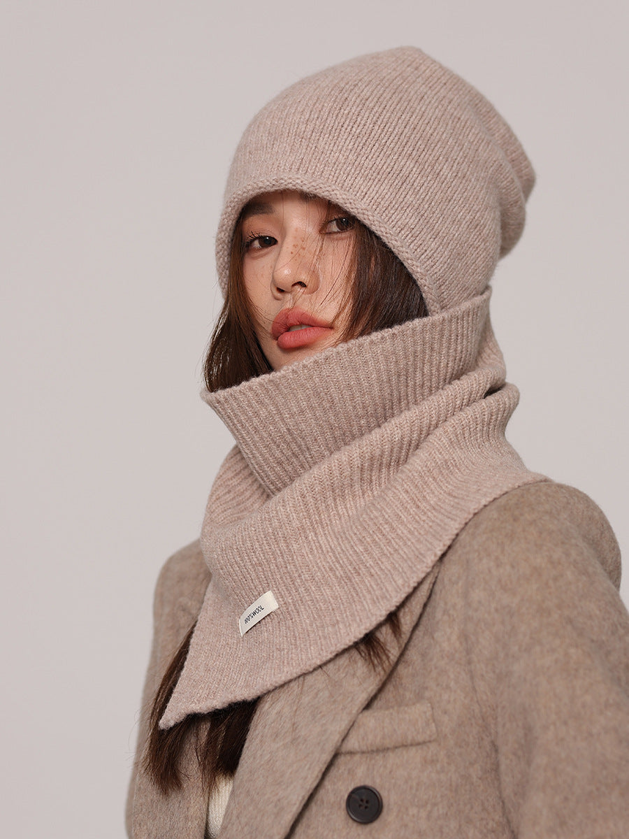 Hettie Pure Wool Beanie and Snood Set