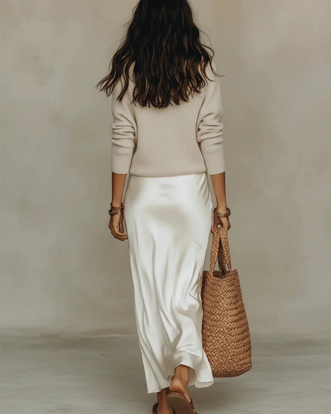 Women's ribbed v-neck sweater with dropped shoulder