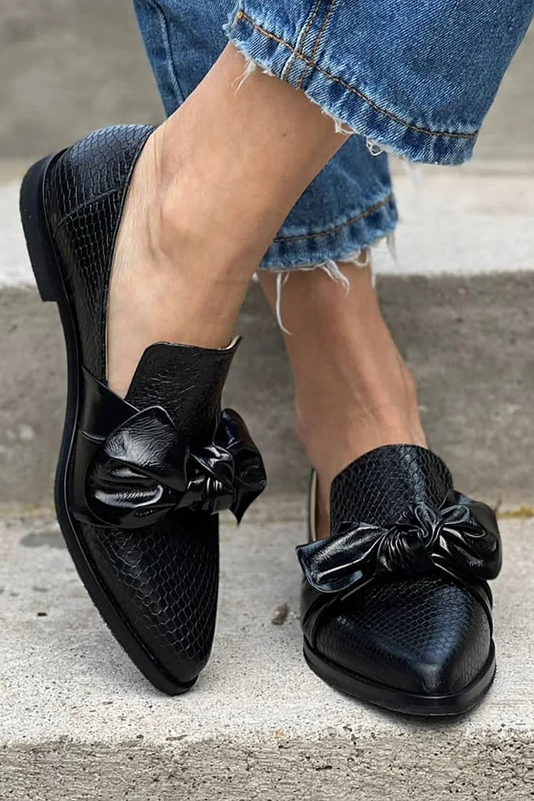Women's Black Flat Loafers with Cushioned Footbed