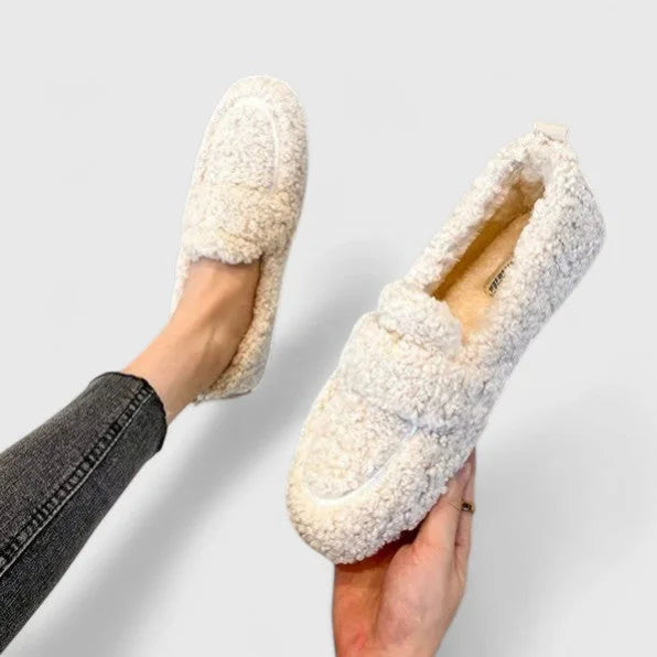 Women's borg orthopedic loafers with saddle detail