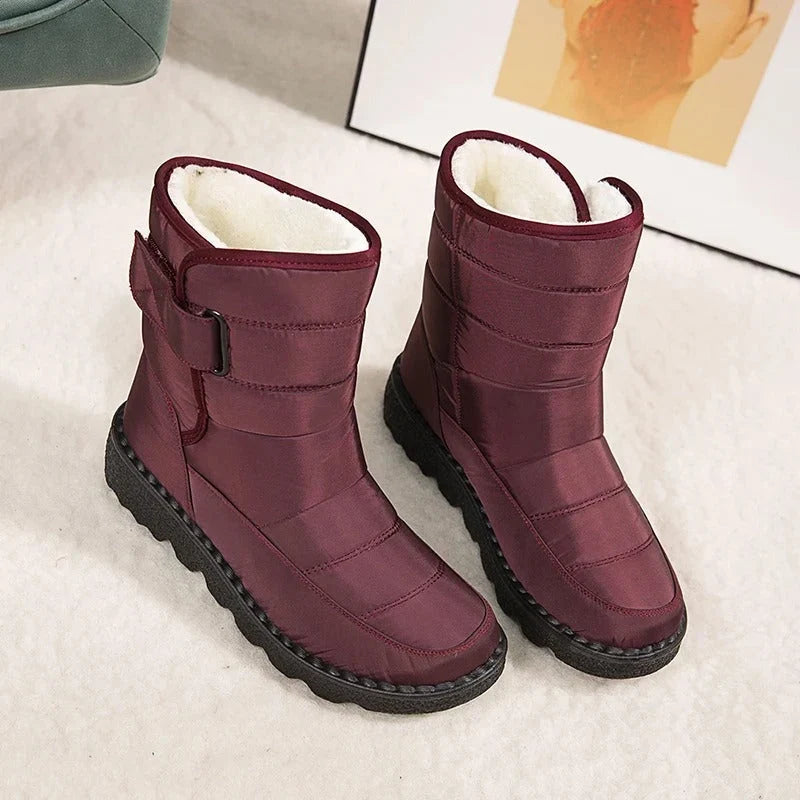 Snow Boots - Fleece Lined Ankle Strap Women's Winter Boots