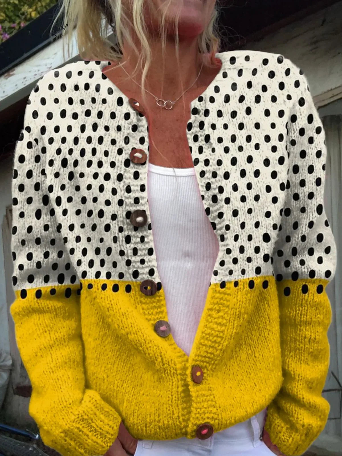 Sophisticated cardigan