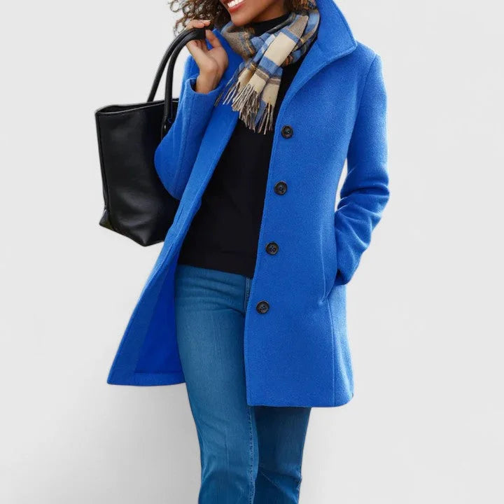 Women's button-front notch lapel wool coat with side pockets