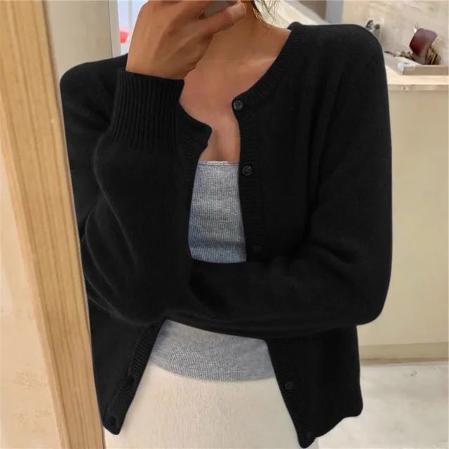 Valburga | Ribbed Knit Cardigan with Button-Up for Women
