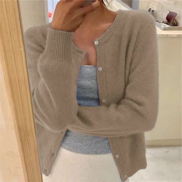 Valburga | Ribbed Knit Cardigan with Button-Up for Women