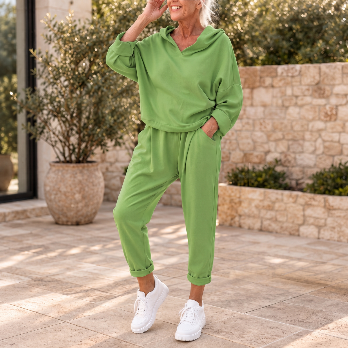 Loungetta – Hooded Sweatshirt And Lounge Pants Set