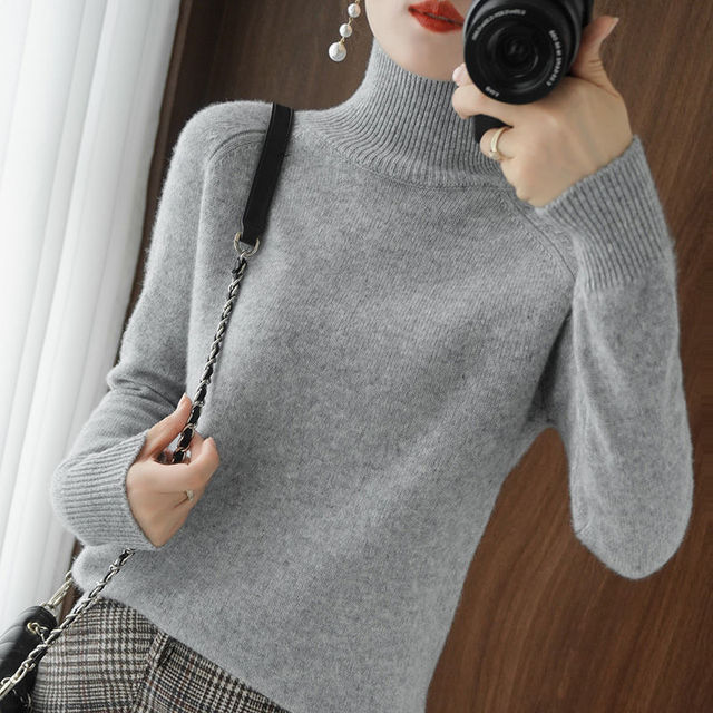 Women's Turtleneck Sweater with Long Sleeves for Work