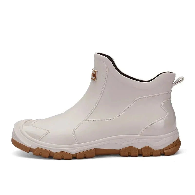 Women's waterproof ankle boots with reinforced toe cap