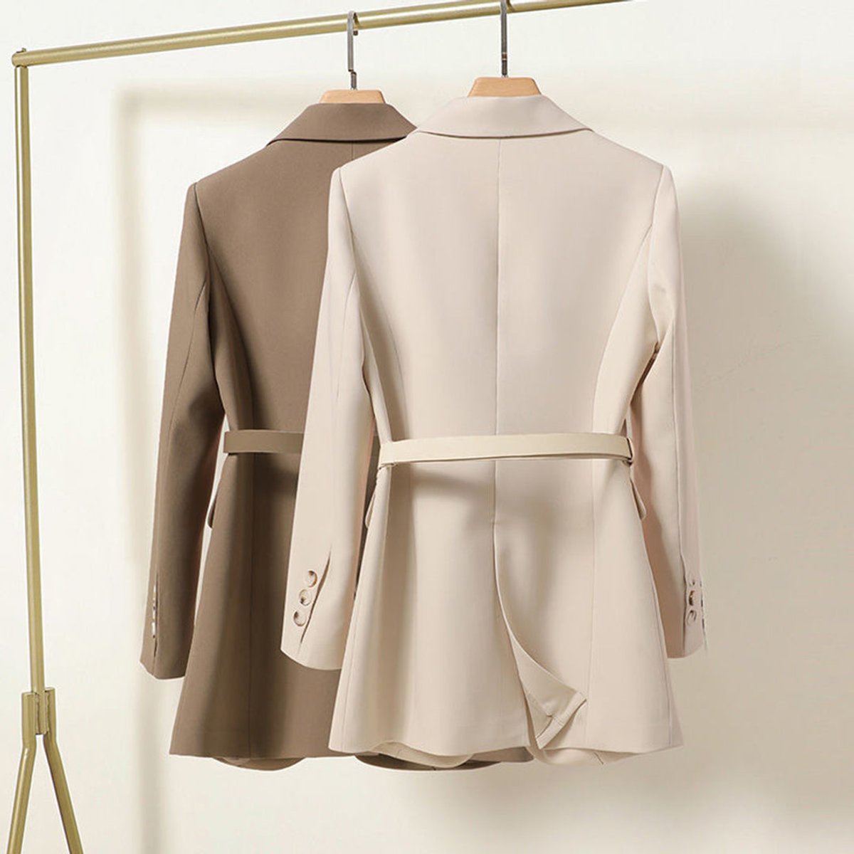Women's Belted Single-Button Notch-Lapel Blazer Jacket