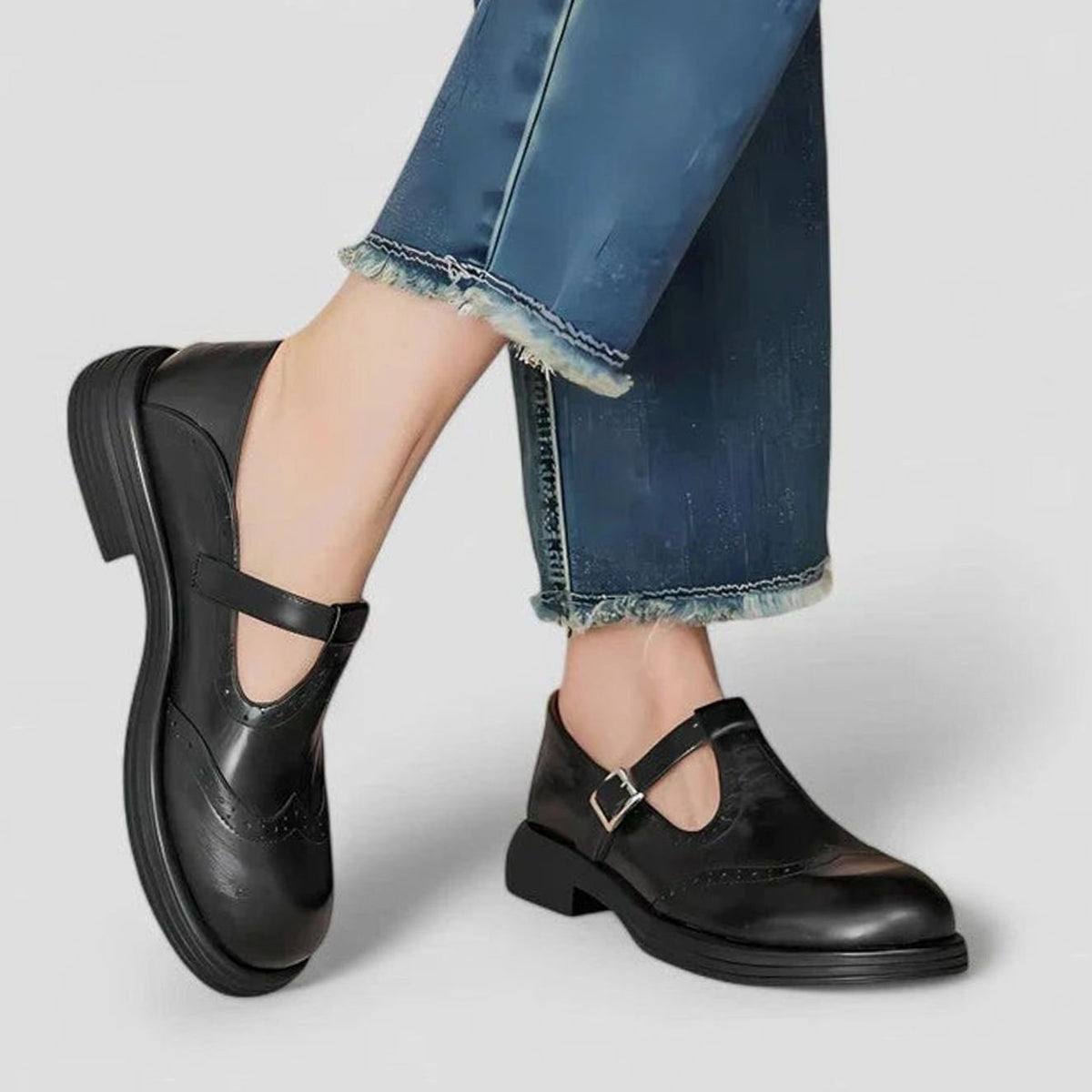 Women's Brogue Leather T-Strap Buckle Classic Boots