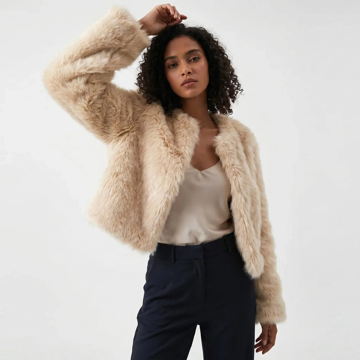 Women's cropped faux fur cardigan jacket