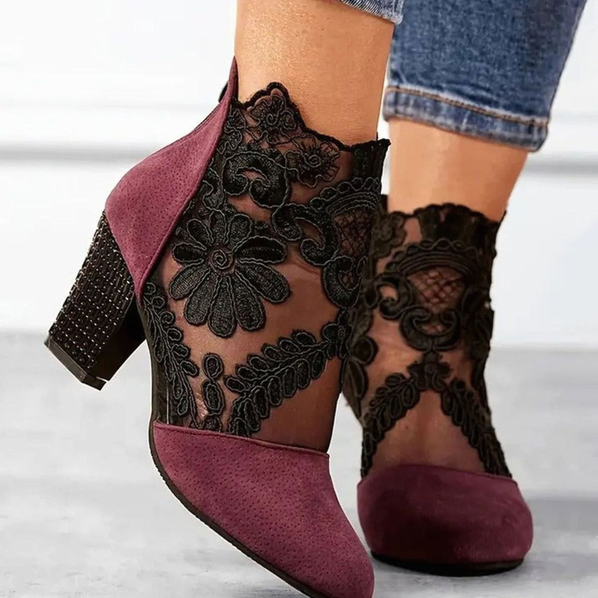 Women's Floral Lace Block-Heel Pointed-Toe Ankle Heels