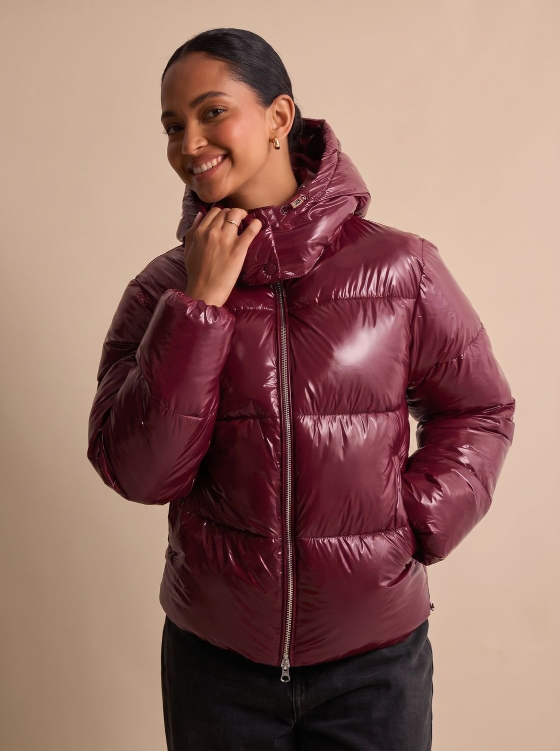 Aria | Women's Glossy Hooded Quilted Puffer Jacket