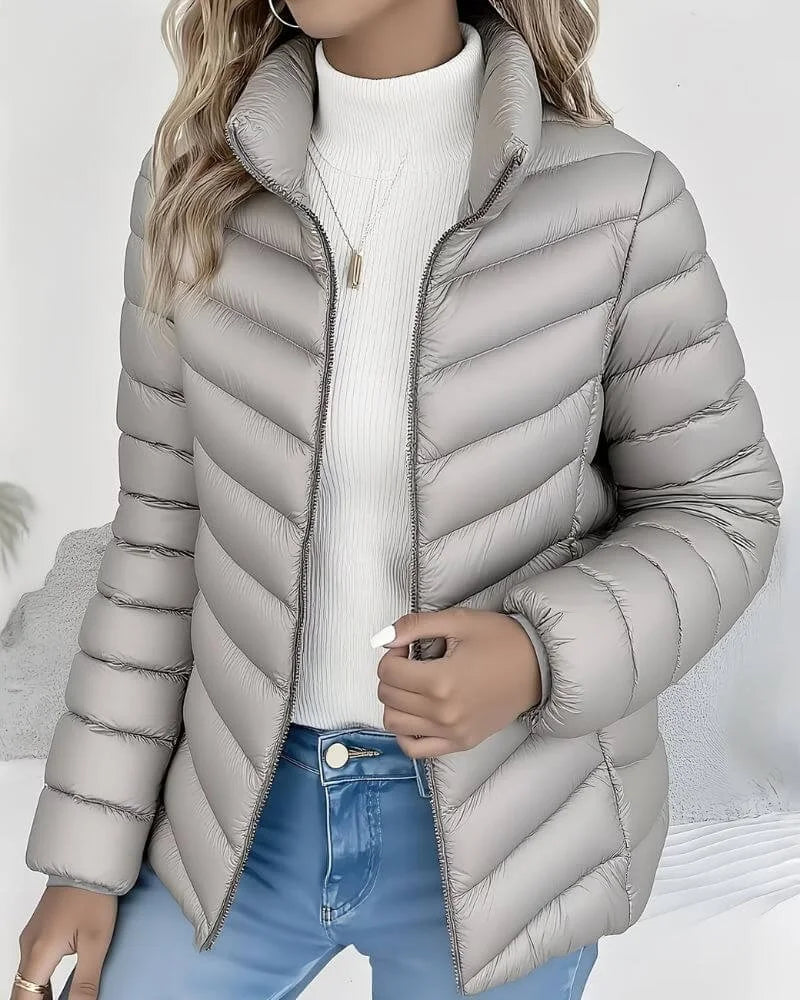 Women's lightweight quilted stand-collar puffer jacket