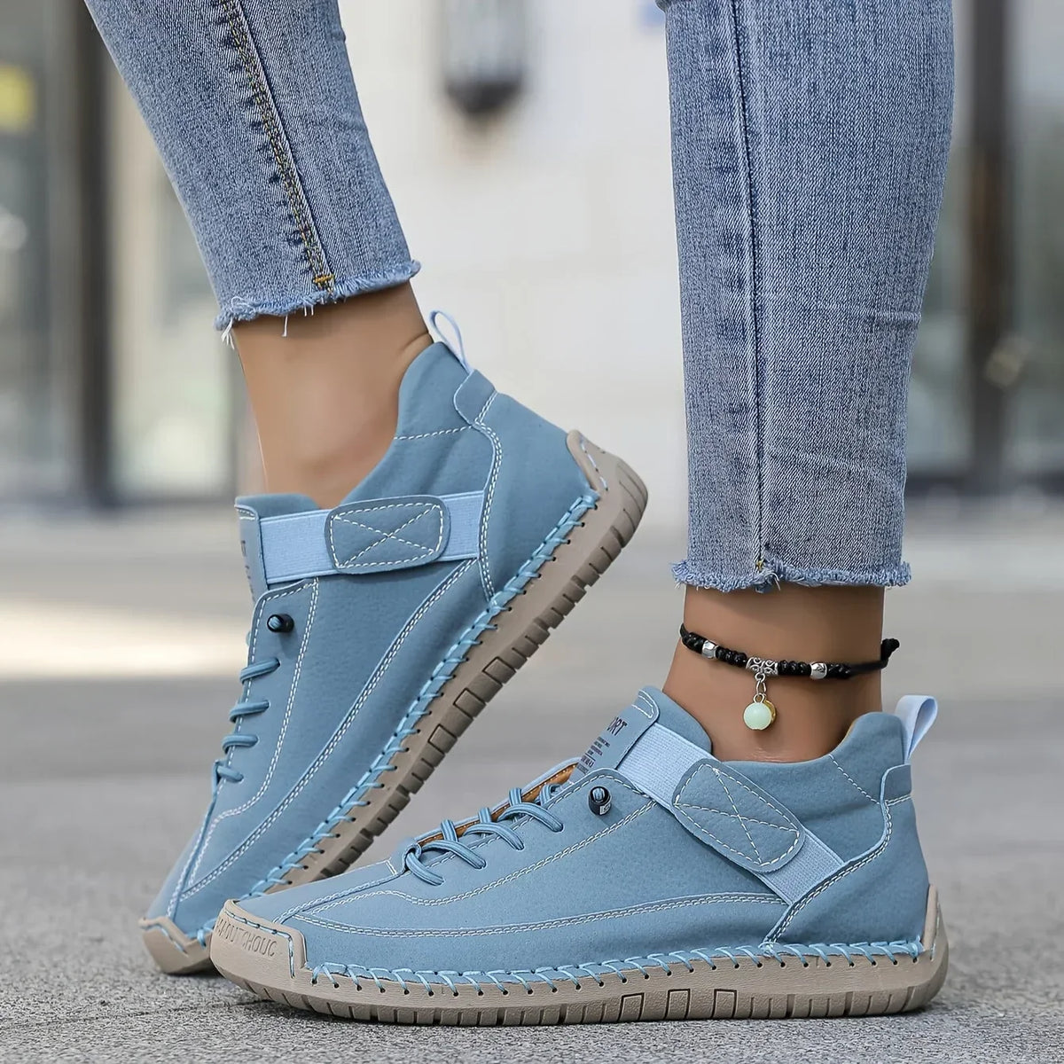 Women's Casual Sneakers, Lace-Up, Round Toe, Contrast Sole