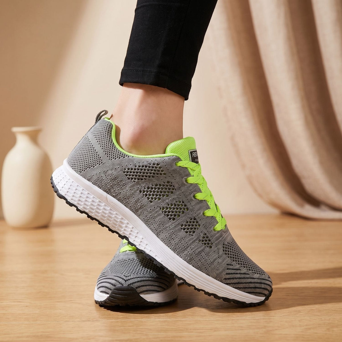 Mia | Women's Orthopedic Lace-Up Breathable Mesh Sneakers