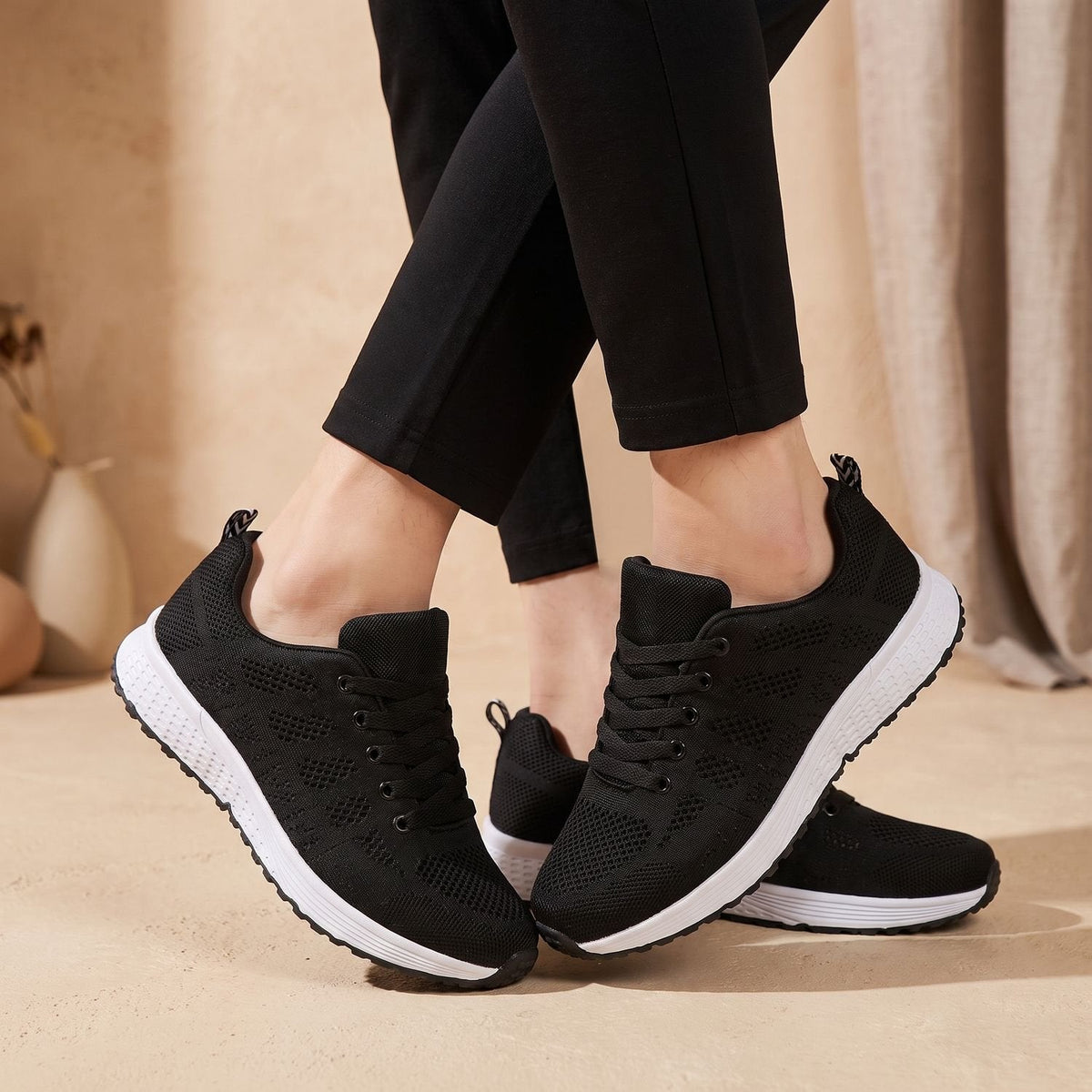 Mia | Women's Orthopedic Lace-Up Breathable Mesh Sneakers