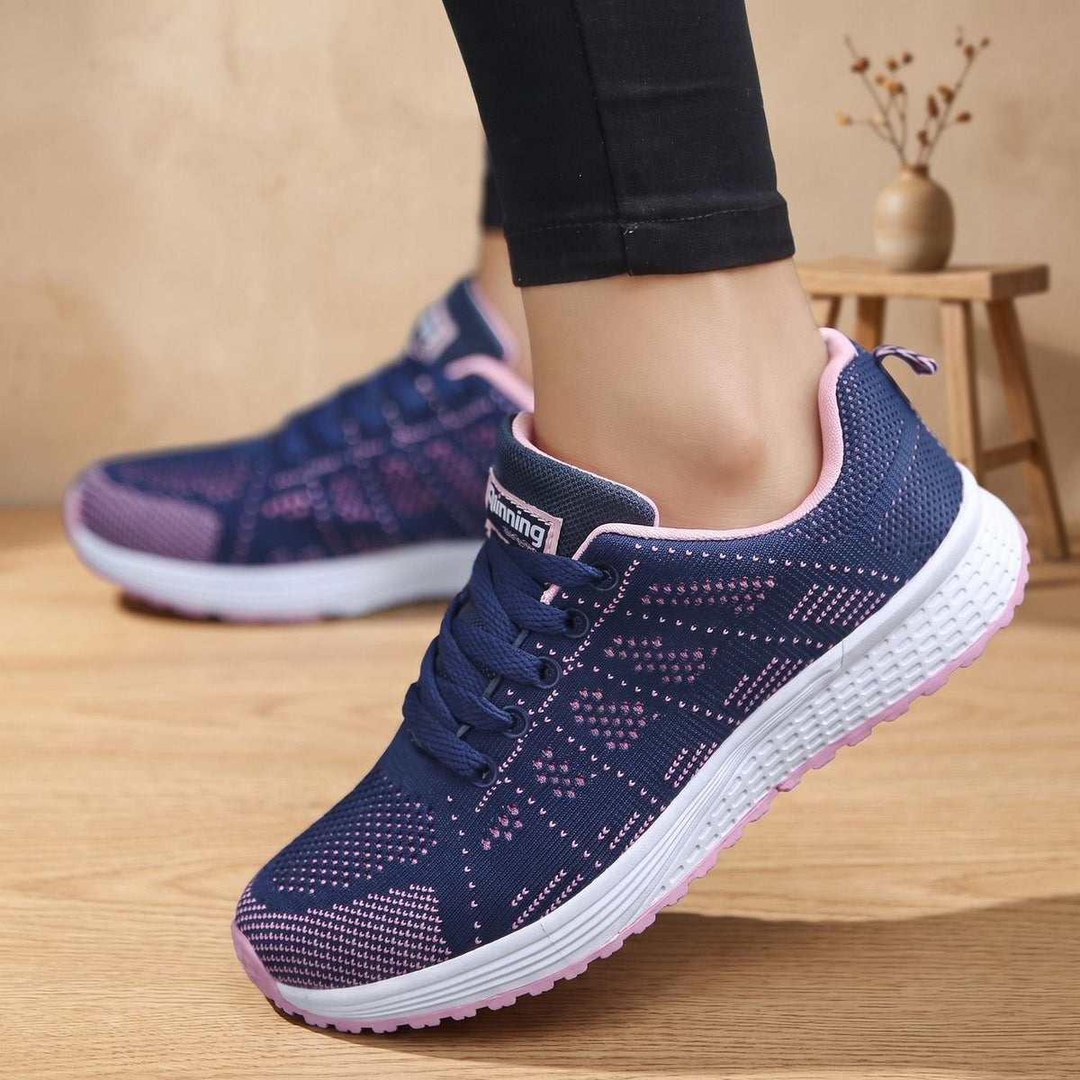 Mia | Women's Orthopedic Lace-Up Breathable Mesh Sneakers