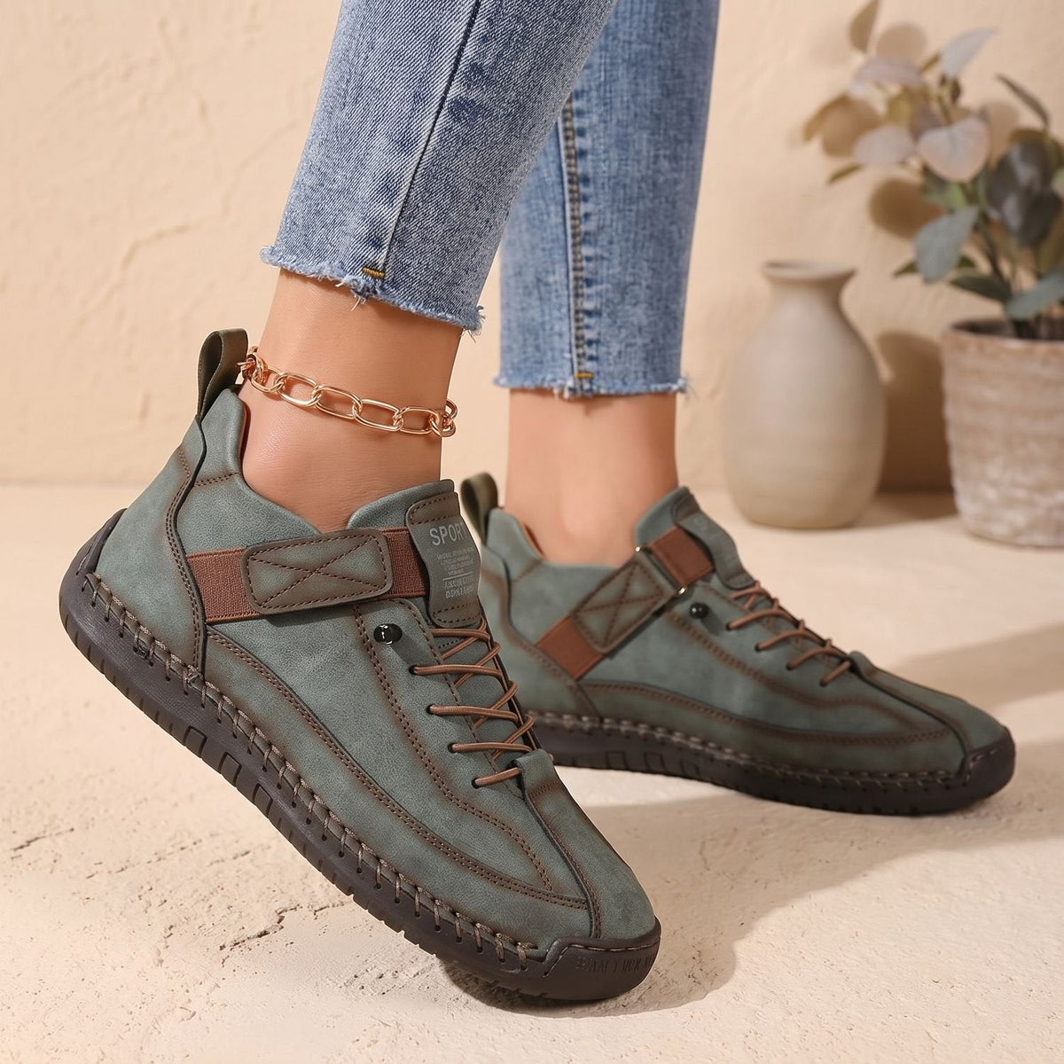 Olivia | Women's Orthopedic Lace-Up High-Top Cushioned Sneakers