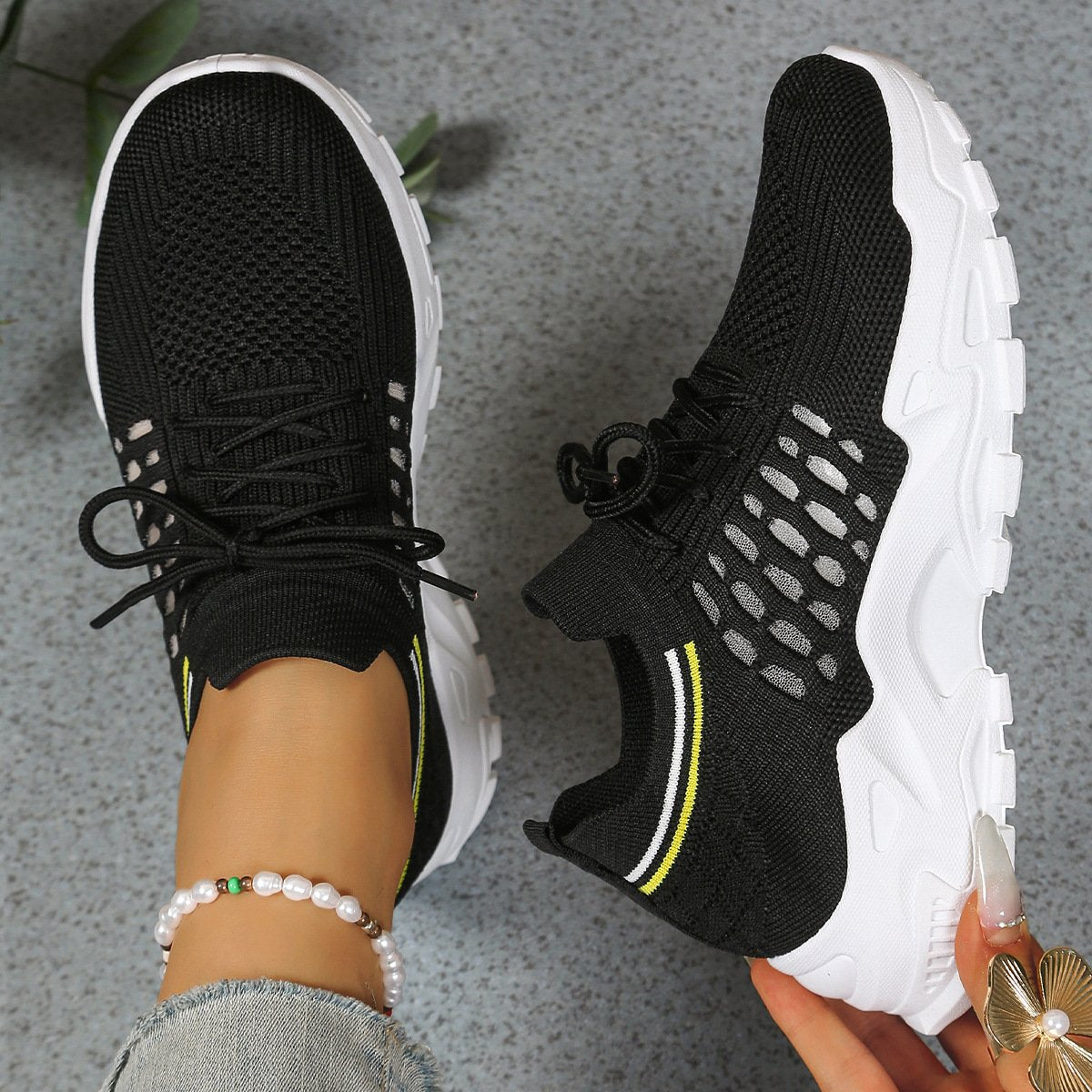 Women's Orthopedic Wide-Toe-Box Mesh Lace-Up Chunky Sneakers