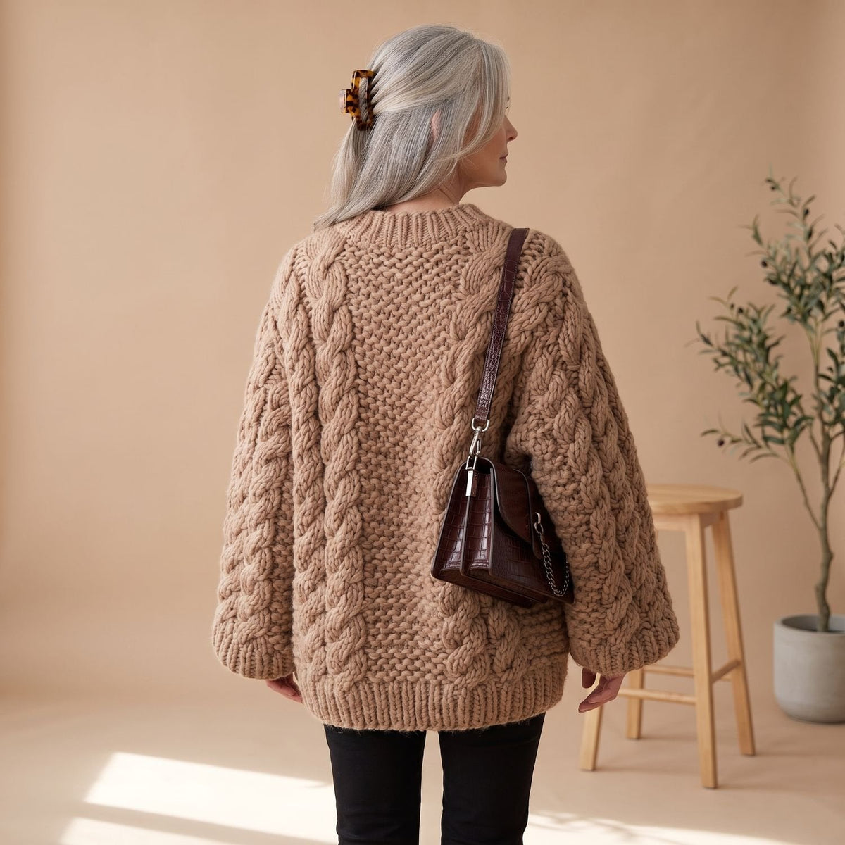 Harper | Women's Oversized Cable-Knit Chunky Crew Neck Sweater