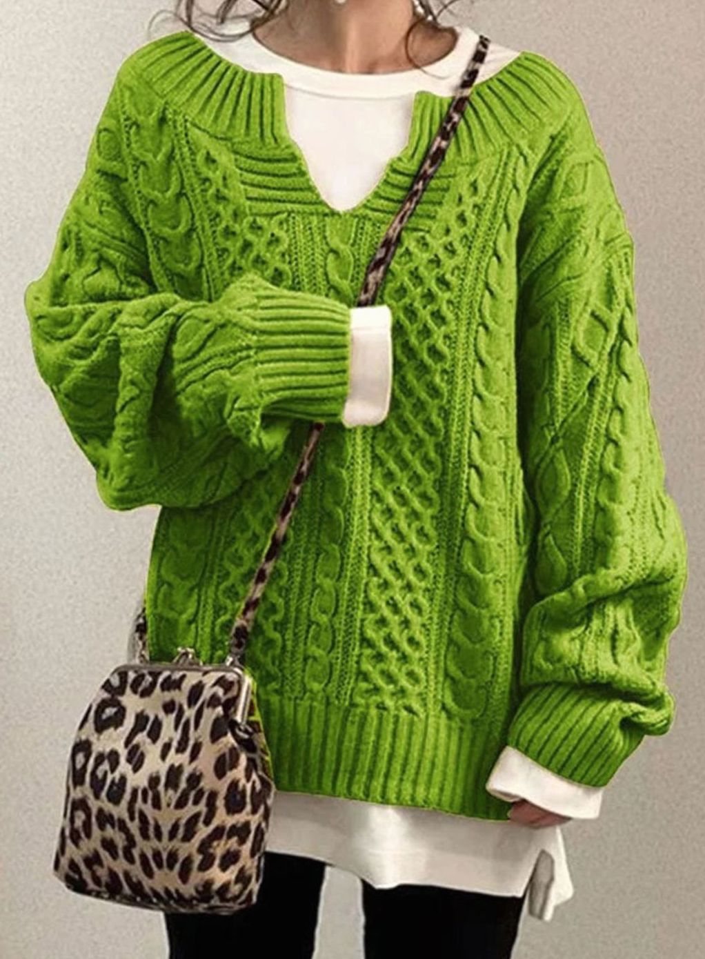 Women's Oversized Cable Knit Sweater V-Neck Layered Pullover