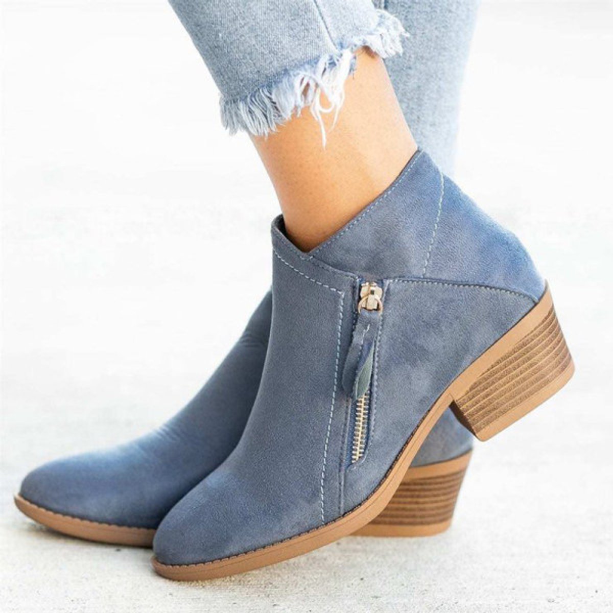 Women's Suede Zip-Up Block Heel Ankle Boots