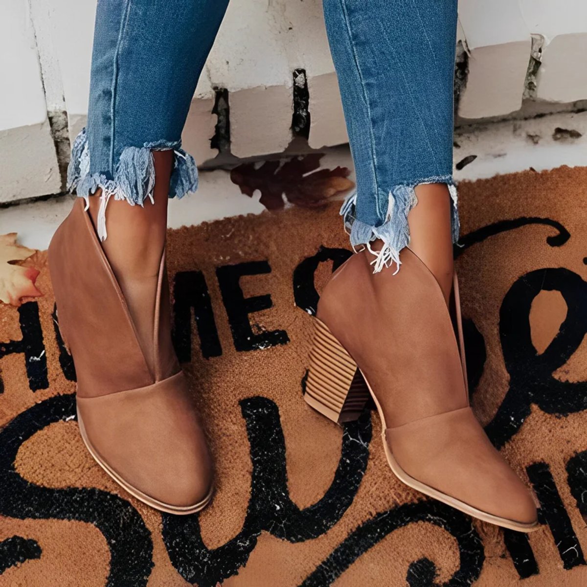Women's V-Cut Block Heel Slip-On Ankle Boots